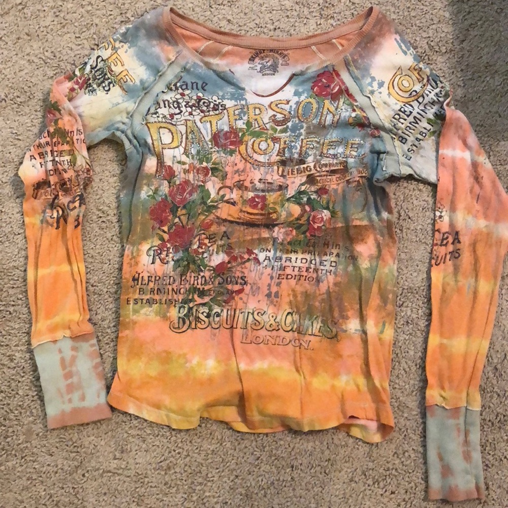 Long sleeve t shirt